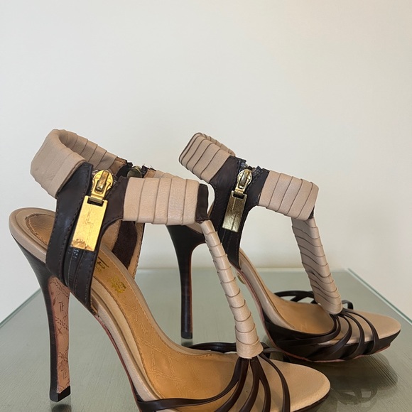 L.A.M.B. Leather Stiletto Heels T-Strap Ankle Zip Brown & Taupe size 7.5 - Picture 9 of 12
